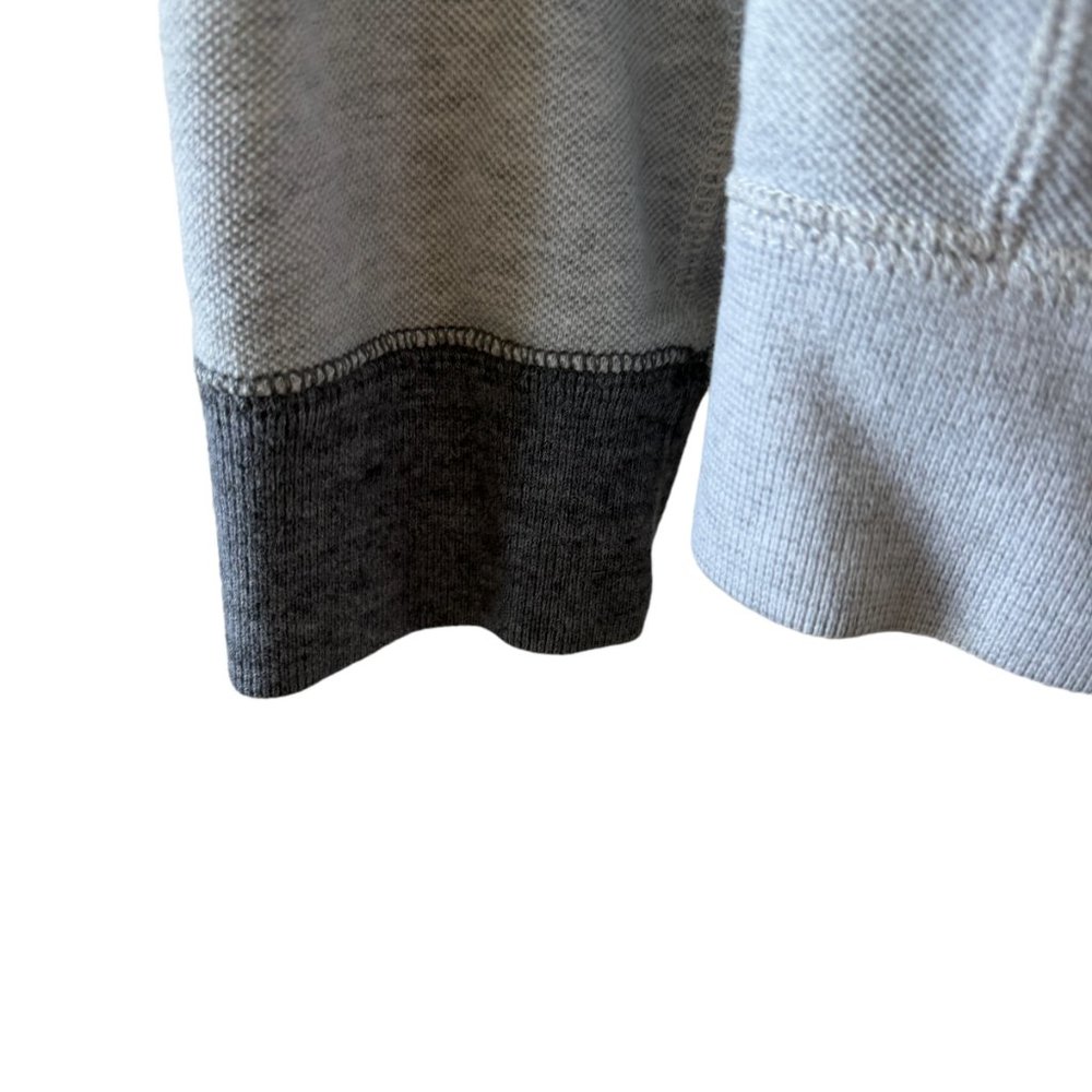 Abercrombie & Fitch Relaxed Gray Crewneck lightweight Sweatshirt Spell Out Small - Picture 10 of 15